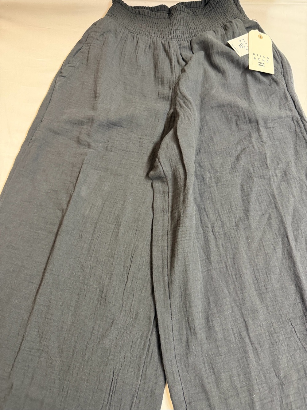 Women’s Relaxed Smocked Waist Pants — Gray